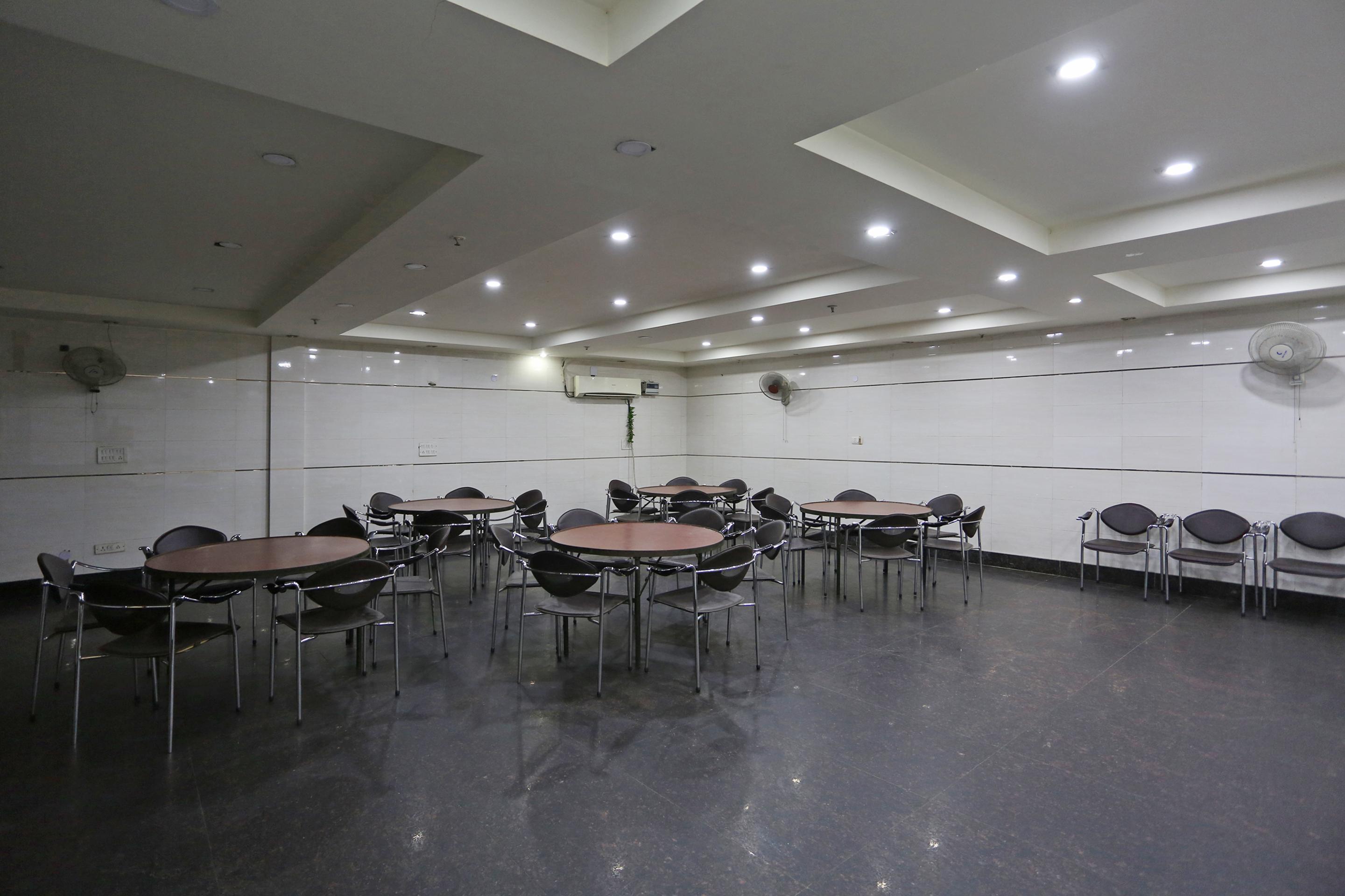 Oyo 337 Hotel Anand Delhi  Exterior photo